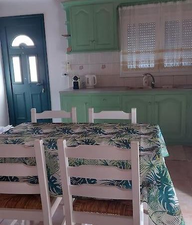 Colorful 2-Bedroom House In Gaios Dış mekan fotoğraf