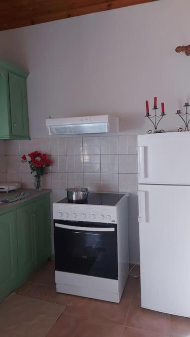 Colorful 2-Bedroom House In Gaios Dış mekan fotoğraf