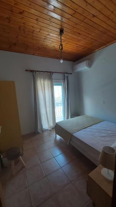 Colorful 2-Bedroom House In Gaios Dış mekan fotoğraf
