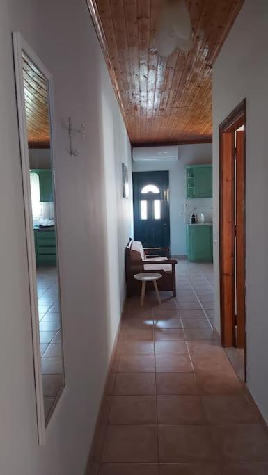 Colorful 2-Bedroom House In Gaios Dış mekan fotoğraf